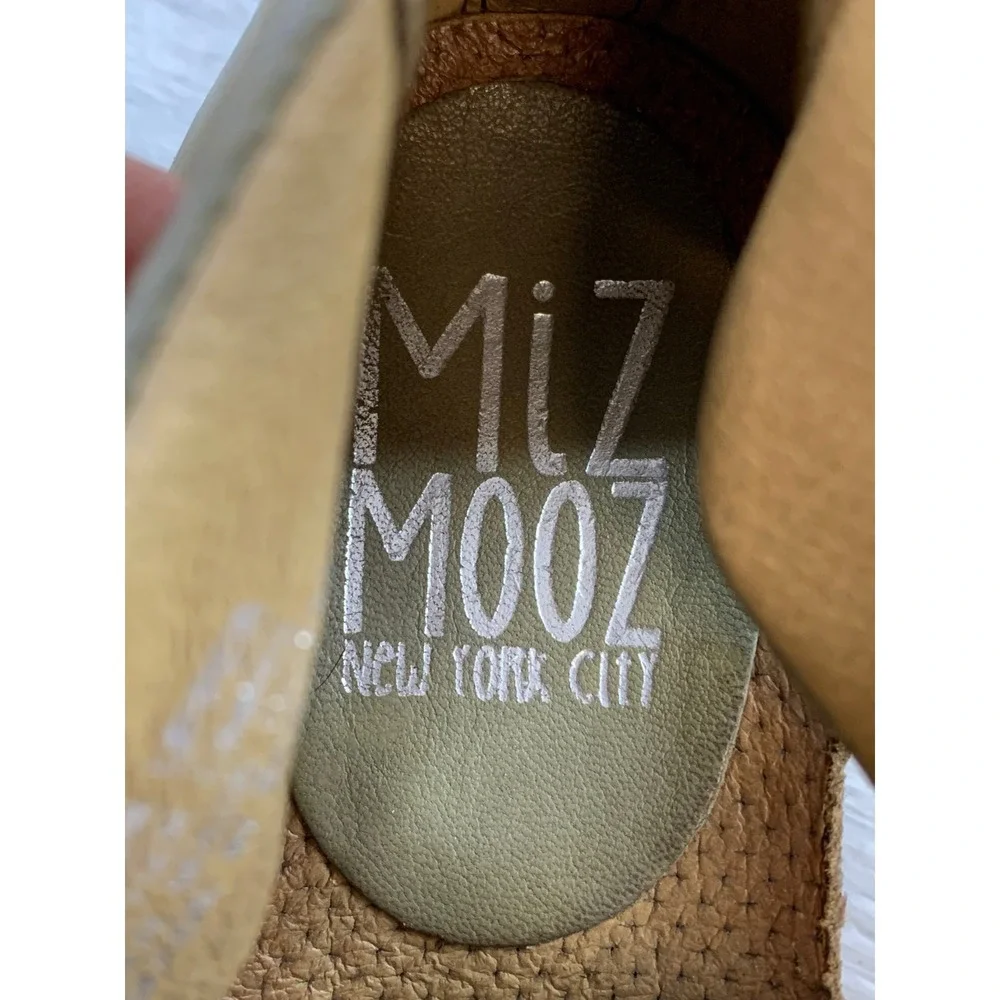 Miz Mooz miz mooz